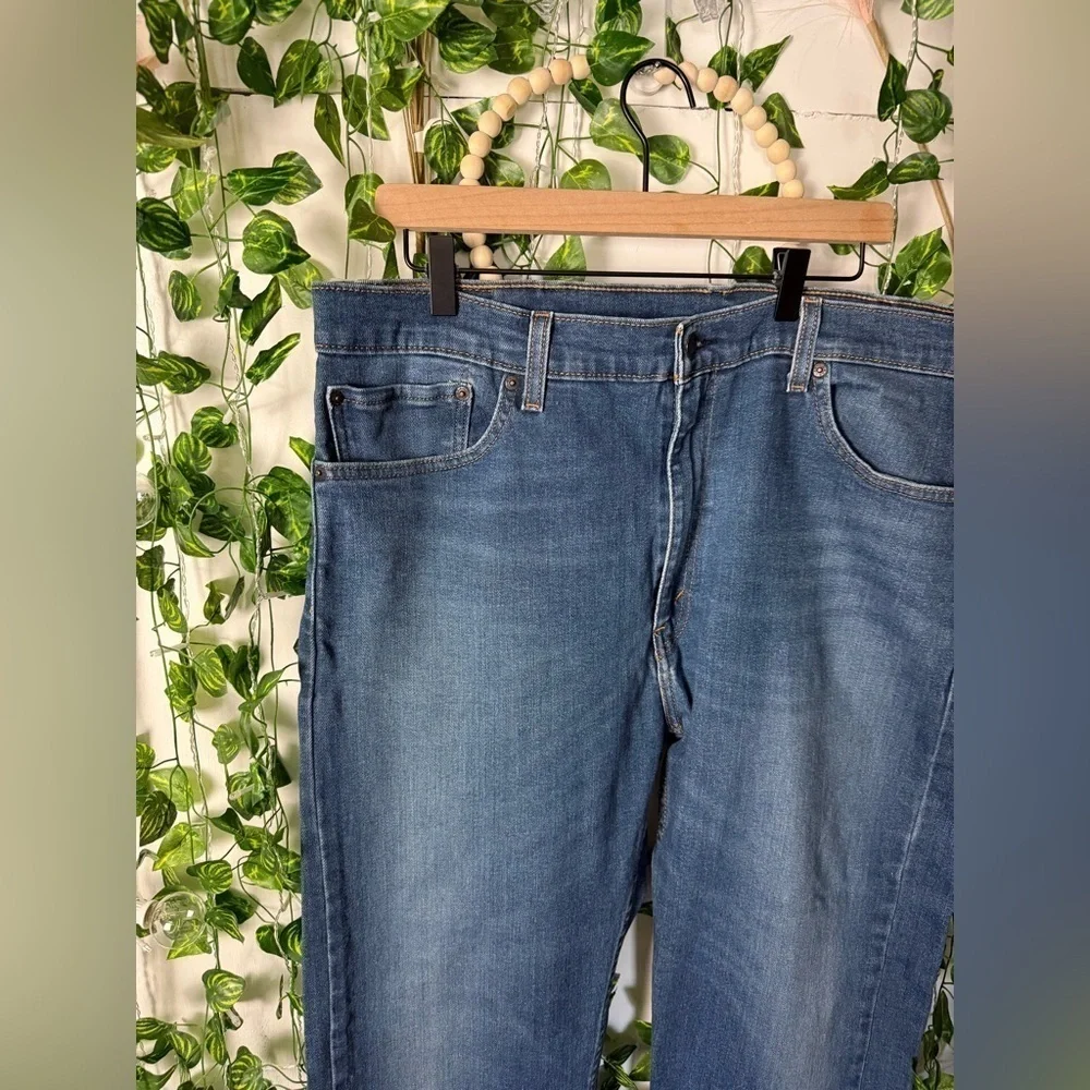Levi's Blue 505 Relaxed Jeans